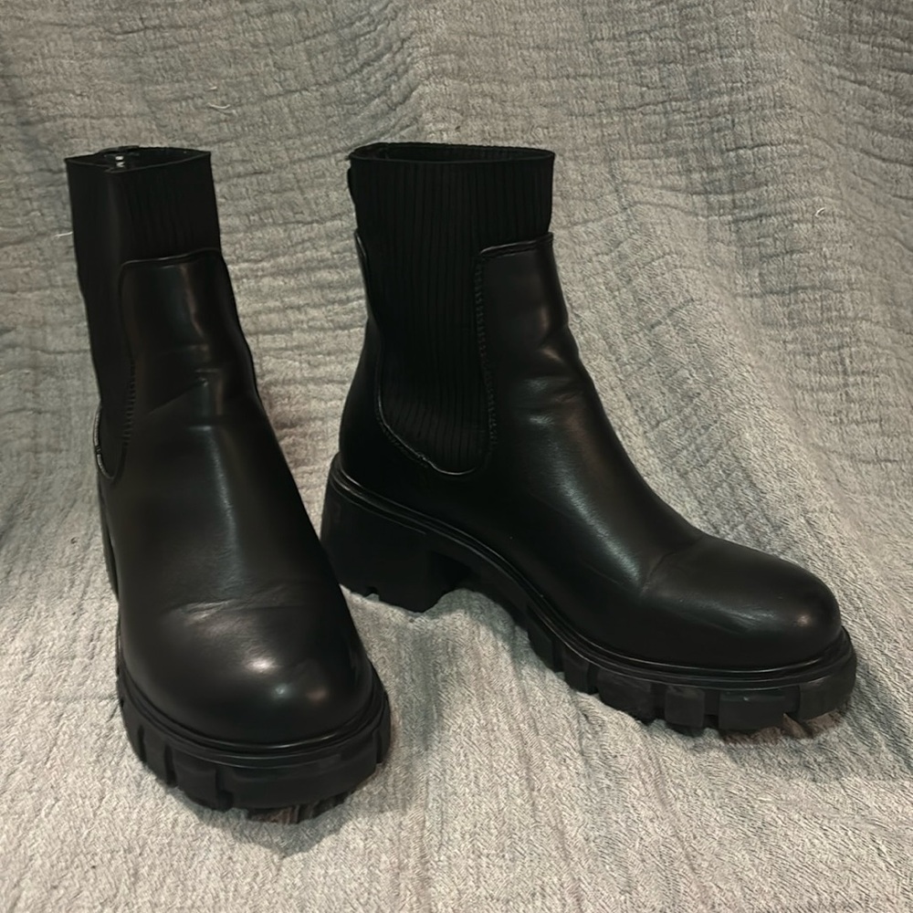 Steve Madden | Boots | Size 8 in women